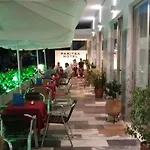 Hotel Paritsa